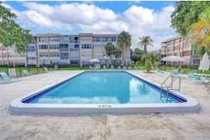 MLS# F10238003, Hollywood, Florida 33020