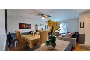 201 SW 1st St, Boca Raton, FL 33432, Sold 03/15/21