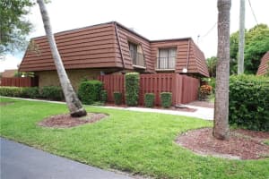 1440 N Lawnwood Cir, Fort Pierce, FL 34950, Sold 09/30/20