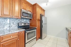 501 E Dania Beach Blvd #5j, Dania Beach, FL 33004, Sold 10/07/20