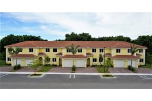 5370 SW 13th St, North Lauderdale, FL 33068, Sold 07/07/20
