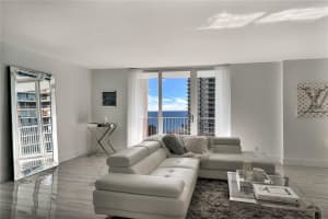 77 S Birch Rd #15b, Fort Lauderdale, FL 33316, Sold 10/06/20