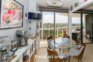 3610 Yacht Club Dr, Miami, FL 33180, Sold 09/04/20