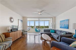 401 N Riverside Dr, Pompano Beach, FL 33062, Sold 02/23/21