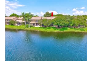 9068 Vineyard Lake Dr, Plantation, FL 33324, Sold 08/24/20