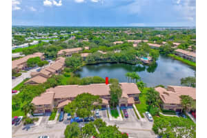 9068 Vineyard Lake Dr, Plantation, FL 33324, Sold 08/24/20