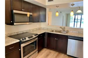 217 Lake Pointe Dr, Oakland Park, FL 33309, Sold 08/11/20