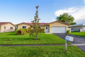 11040 NW 45th St, Coral Springs, FL 33065, Sold 01/15/21