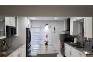 9941 SW 12th St, Pembroke Pines, FL 33025, Sold 09/04/20