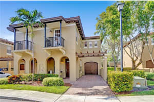 6955 Julia Gardens Dr, Coconut Creek, FL 33073, Sold 09/03/20