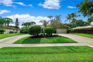 3578 Lakeview Dr, Delray Beach, FL 33445, Sold 09/03/20