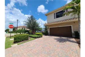 5899 NW 56th Pl, Tamarac, FL 33319, Sold 11/30/20