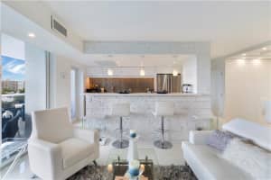 2841 N Ocean Blvd, Fort Lauderdale, FL 33308, Sold 08/21/20
