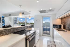 2841 N Ocean Blvd, Fort Lauderdale, FL 33308, Sold 08/21/20