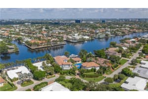 36 Minnetonka Rd, Sea Ranch Lakes, FL 33308, Sold 09/17/21