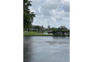 206 Lake Pointe Dr, Oakland Park, FL 33309, Sold 08/27/20