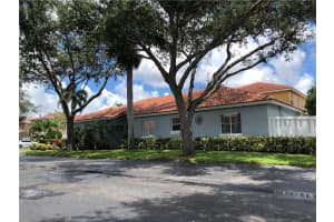 9840 SW 2nd St, Pembroke Pines, FL 33025, Sold 10/15/20