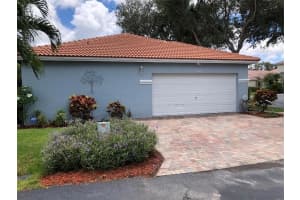 9840 SW 2nd St, Pembroke Pines, FL 33025, Sold 10/15/20
