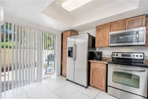 9923 NW 65th Ct D16, Tamarac, FL 33321, Sold 09/03/20