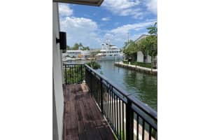 20 Portside Dr, Fort Lauderdale, FL 33316, Sold 09/29/20