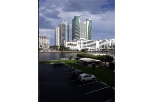 600 Parkview Dr # 1132, Hallandale Beach, FL 33009, Sold 07/15/21