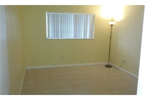 15221 NE 6th Ave APT A304, Miami, FL 33162, Sold 11/09/20