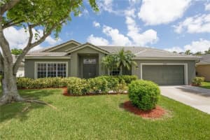 6429 NW 52nd Ct, Lauderhill, FL 33319, Sold 09/15/20
