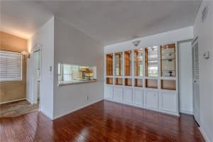 2737 S Oakland Forest Dr, Oakland Park, FL 33309, Sold 09/18/20