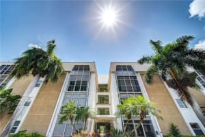 2970 NE 16th Ave, Oakland Park, FL 33334, Sold 09/29/20