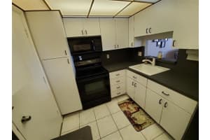 301 N Ocean Blvd, Pompano Beach, FL 33062, Sold 02/08/21