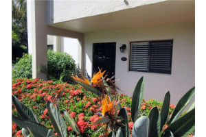 140 NW 70th St, Boca Raton, FL 33487, Sold 09/04/20