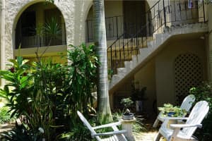 815 NE 28th St, Wilton Manors, FL 33334, Sold 07/27/20