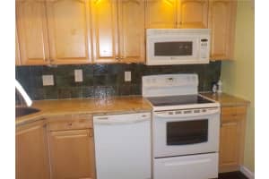 3115 Oakland Shores Dr APT E107, Oakland Park, FL 33309, Sold 09/02/20