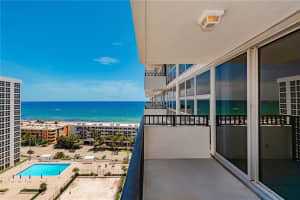 525 N Ocean Blvd, Pompano Beach, FL 33062, Sold 11/06/20