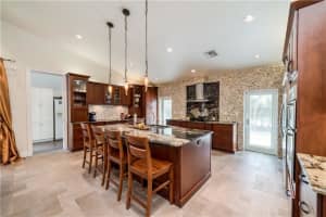 5701 NW 47th Ct, Coral Springs, FL 33067, Sold 08/28/20