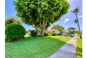 400 NW 70th St, Boca Raton, FL 33487, Sold 11/02/20