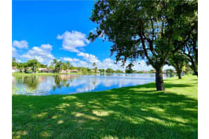 400 NW 70th St, Boca Raton, FL 33487, Sold 11/02/20