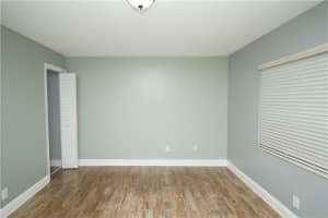 3000 Sunrise Lakes Dr E, Sunrise, FL 33322, Sold 09/18/20