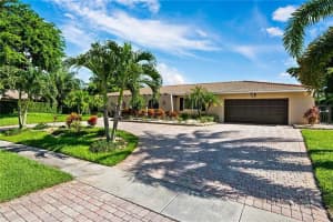 3548 Lakeview Dr, Delray Beach, FL 33445, Sold 08/31/20