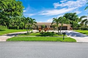 3548 Lakeview Dr, Delray Beach, FL 33445, Sold 08/31/20