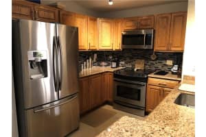 3068 S Oakland Forest Dr, Oakland Park, FL 33309, Sold 10/07/20