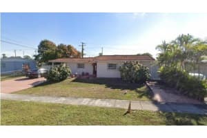 17325 NW 78th Ct, Hialeah, FL 33015, Sold 07/30/20