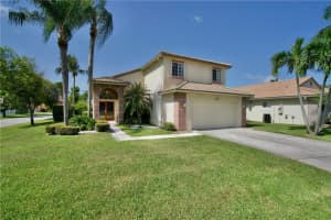 4595 NW 7th St, Deerfield Beach, FL 33442, Sold 10/23/20
