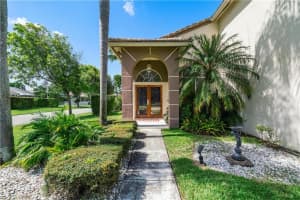 4595 NW 7th St, Deerfield Beach, FL 33442, Sold 10/23/20