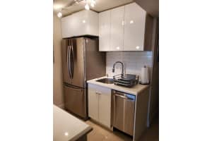 801 NE 18th Ct, Fort Lauderdale, FL 33305, Sold 10/28/20