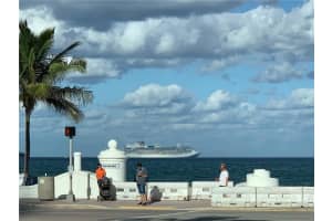 Riviera Towers, 401 SE 25th Ave, Fort Lauderdale, FL 33301, Sold 01/21/21