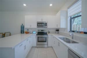 2817 SW 17th Ave, Fort Lauderdale, FL 33315, Sold 12/21/20