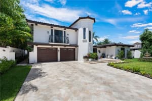 2207 NE 16th St, Fort Lauderdale, FL 33304, Sold 09/24/20