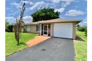 8013 NW 105th Ave, Tamarac, FL 33321, Sold 09/25/20