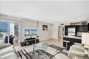 3000 E Sunrise Blvd, Fort Lauderdale, FL 33304, Sold 06/30/21